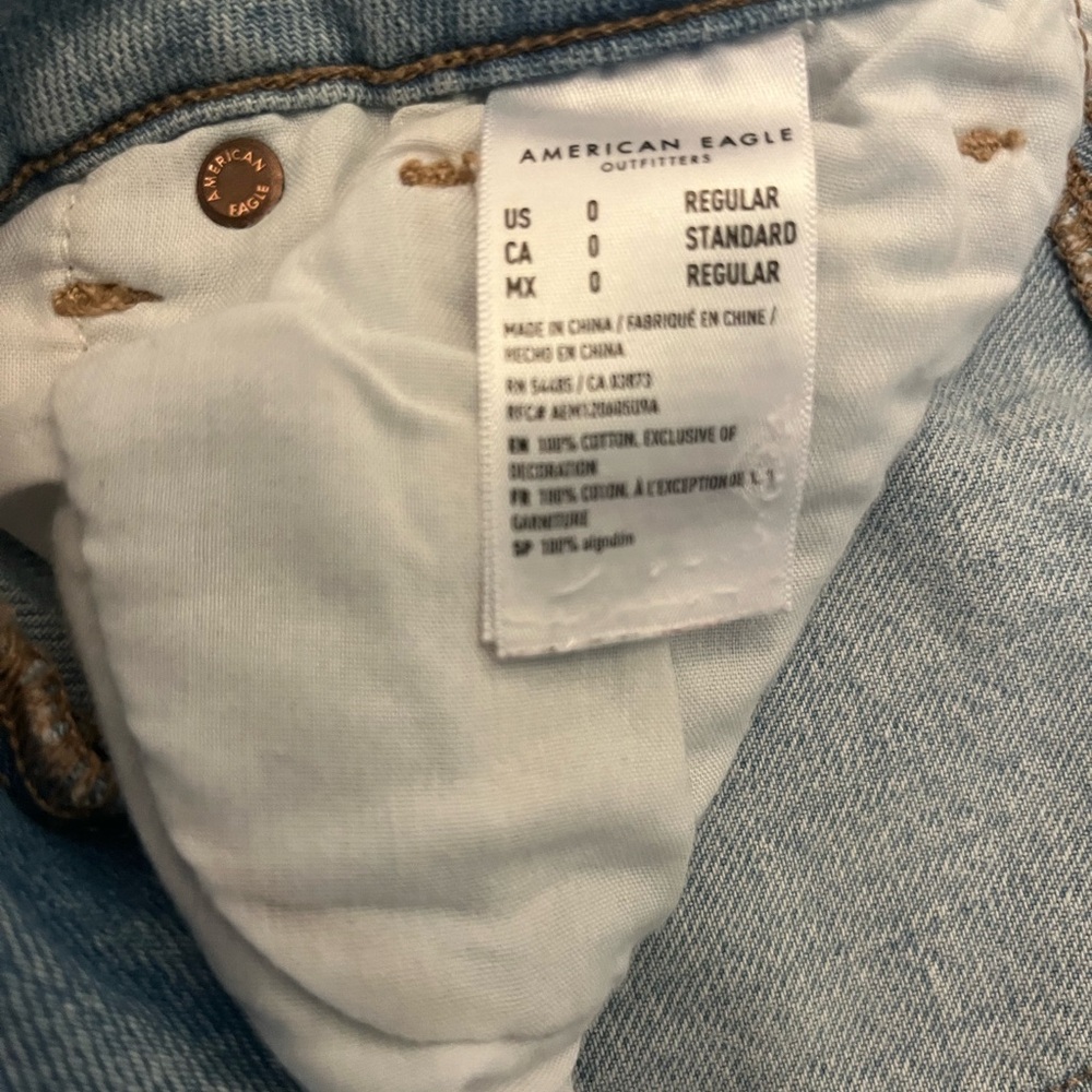 American Eagle Outfitters Light Wash Ripped Boot Cut Jeans - Picture 3 of 3